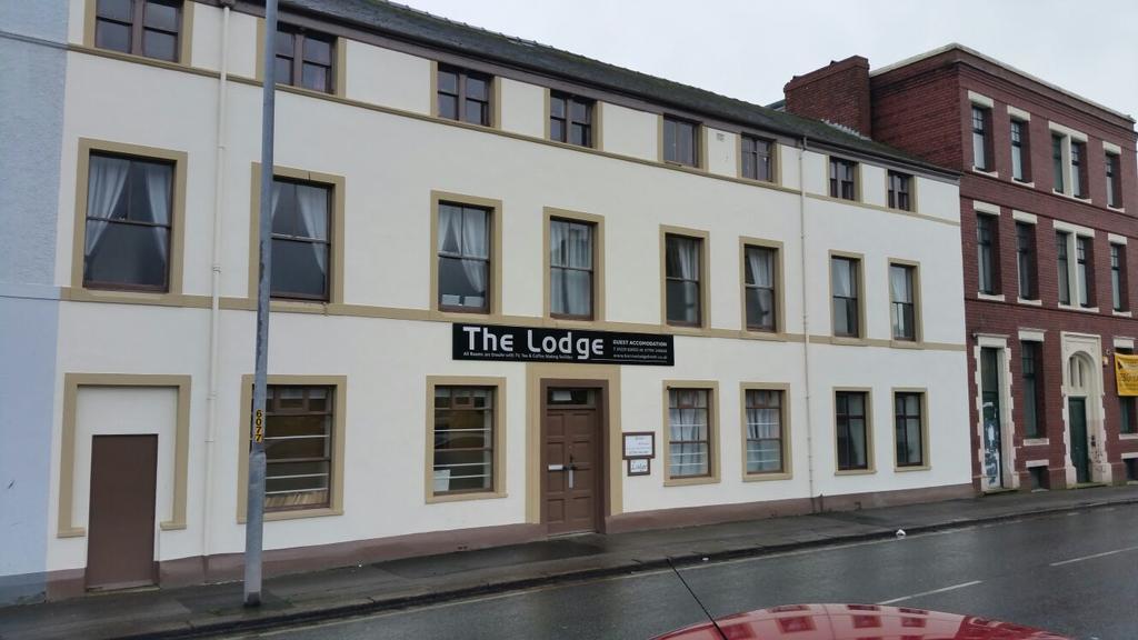 The Lodge Guest Accommodation Barrow-in-Furness Εξωτερικό φωτογραφία